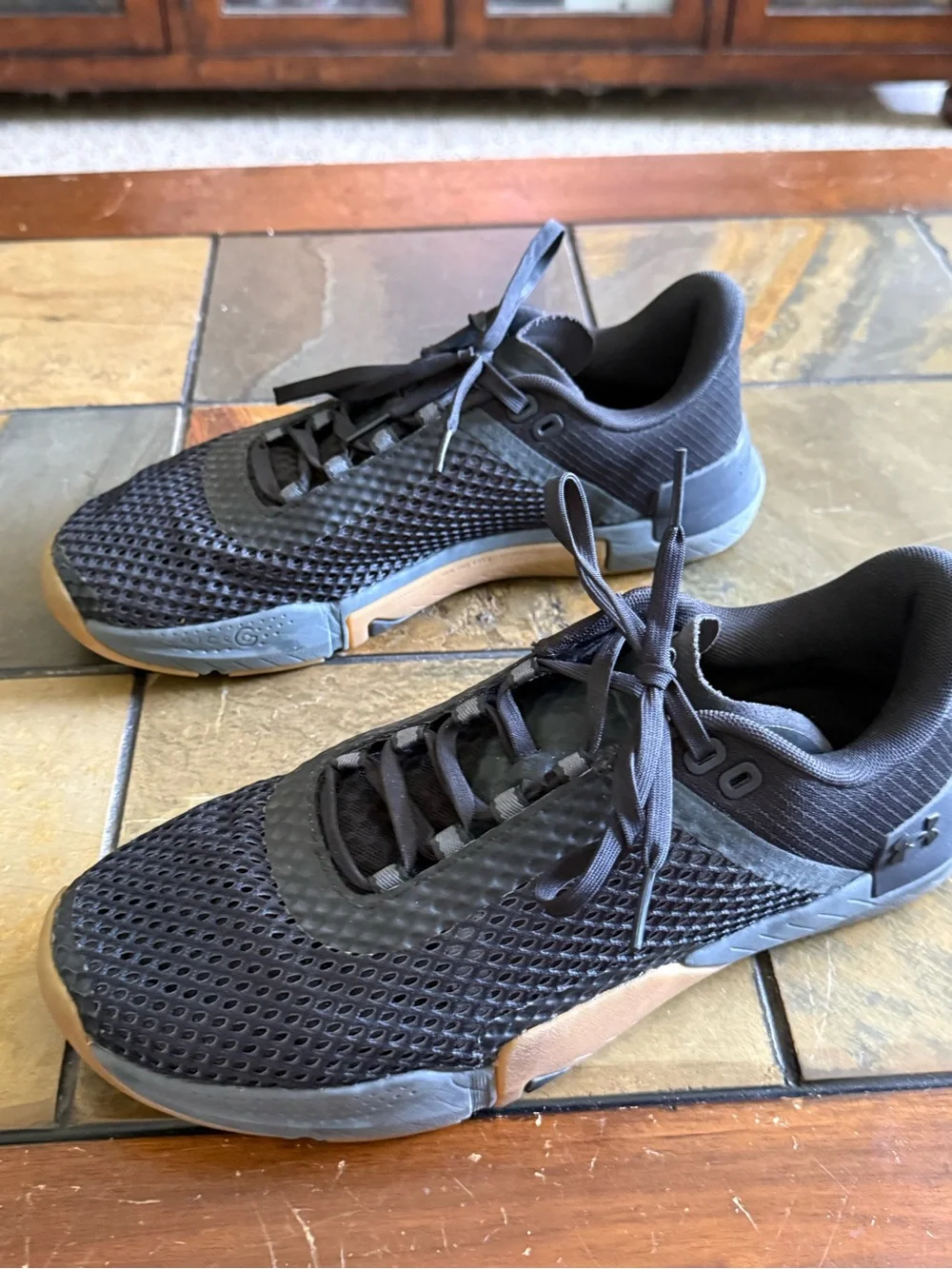 Under Armour Tribase Reign 4  Men's Black Athletic Mesh Trainers Size 10